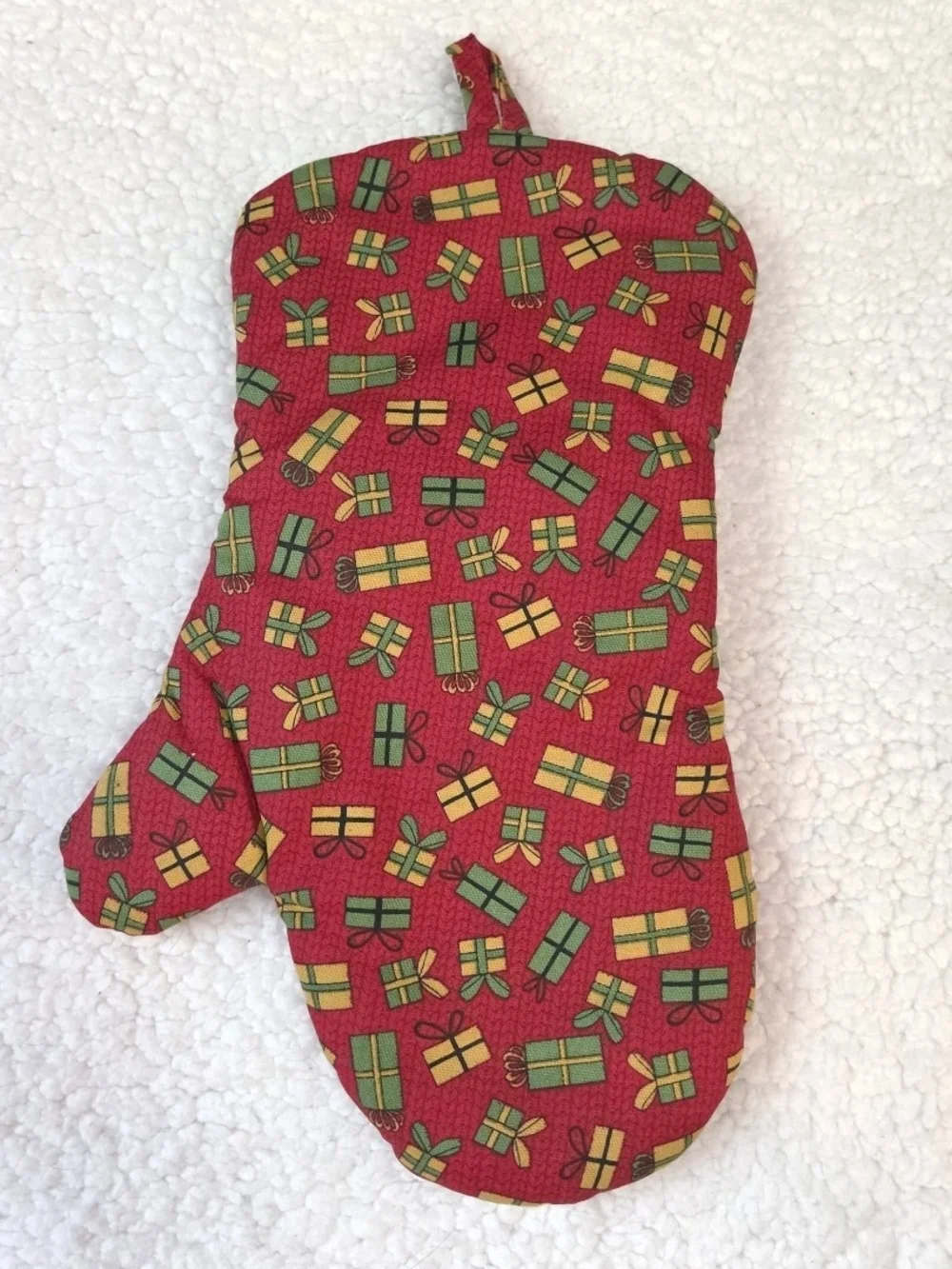 Vintage Christmas Oven Mitt Hand Towel Set Santa Holiday 3D
